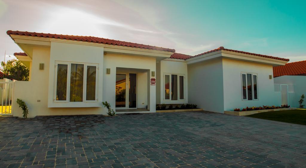 Villa Noah Palm Beach Exterior photo